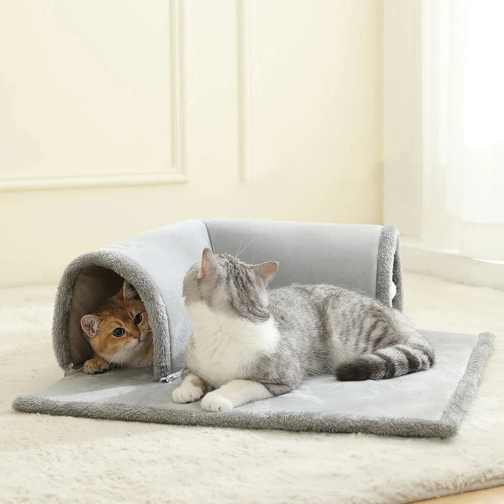 Lit pour chat avec tunnel – Couchage confortable & aire de jeu intégrée