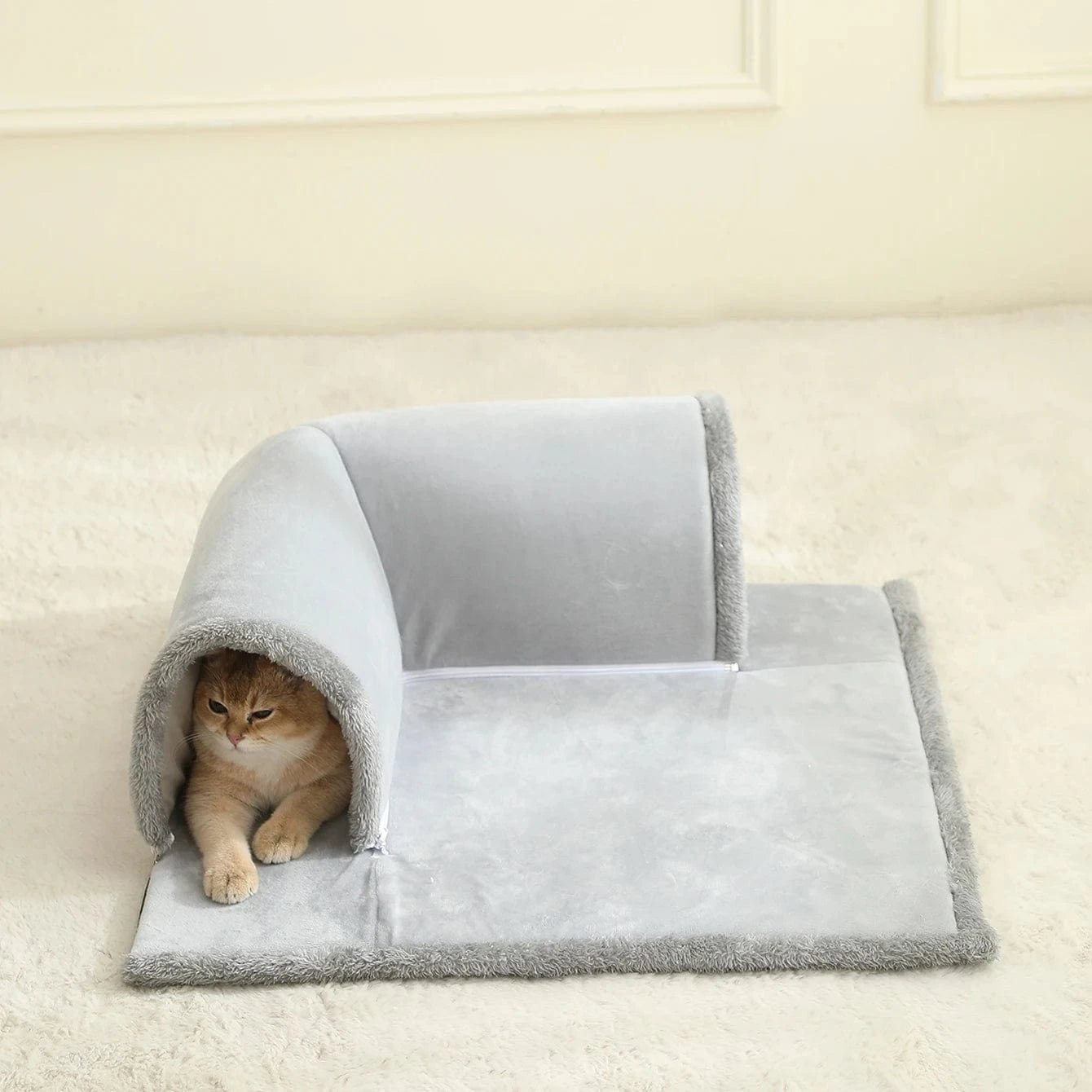 Lit pour chat avec tunnel – Couchage confortable & aire de jeu intégrée - One PETS - TOP